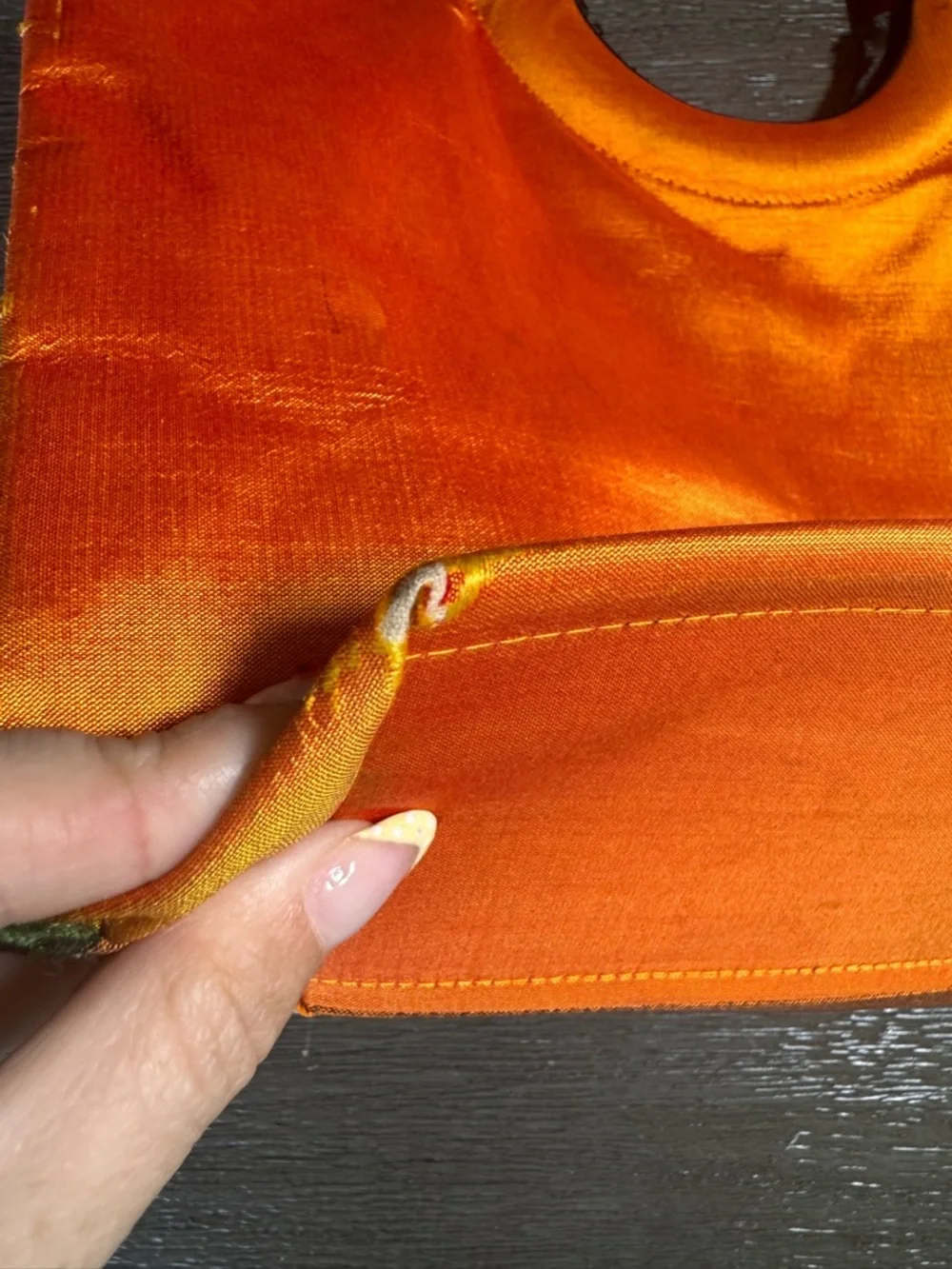 100% Silk Vintage Embroidered Wooden Circle Handle Bag Purse Orange